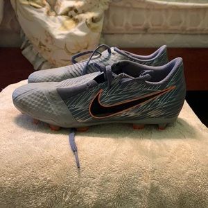 Nike phantom venom